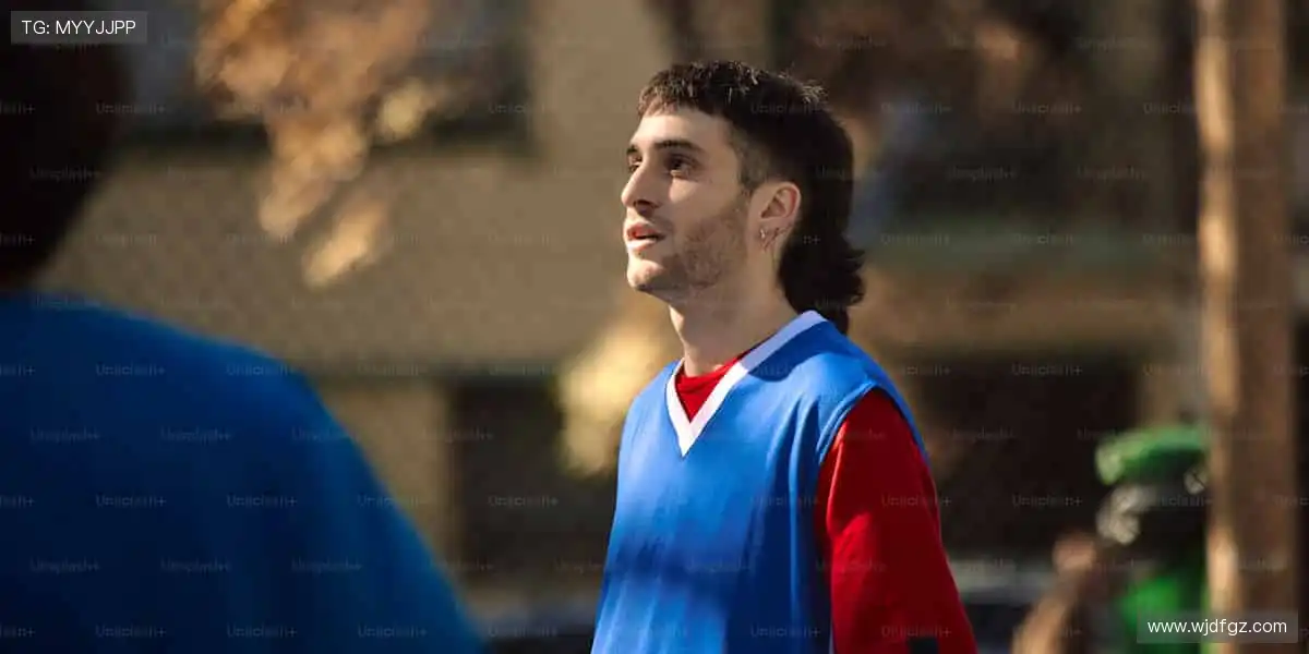 🎙️深度解读,冠军之路!🏆揭秘赛场背后的热血与汗水!