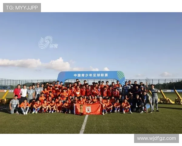 中国足球超级联赛激烈开战 多支球队力争争冠名额精彩不断 中国足球超级联赛激烈开战 多支球队力争争冠名额精彩不断