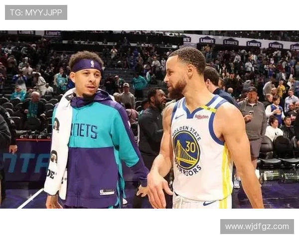 勇士队迎来新赛季重大变动 库里与新援组合挑战联盟霸主地位 勇士队迎来新赛季重大变动 库里与新援组合挑战联盟霸主地位