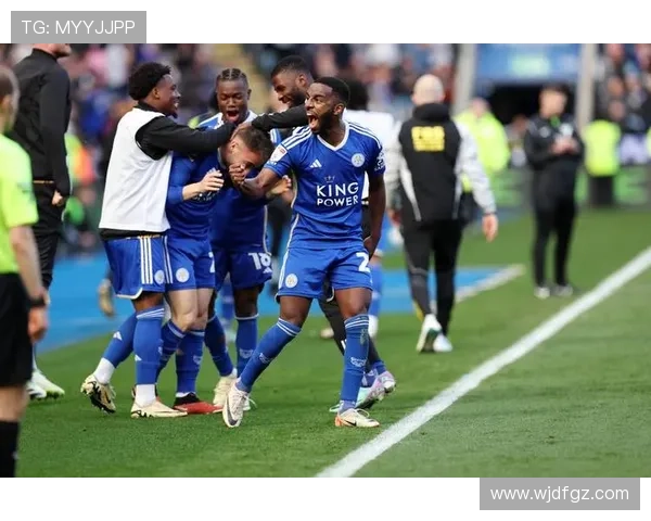 围绕莱斯特城俱乐部探寻球队崛起背后管理与文化力量驱动故事脉络