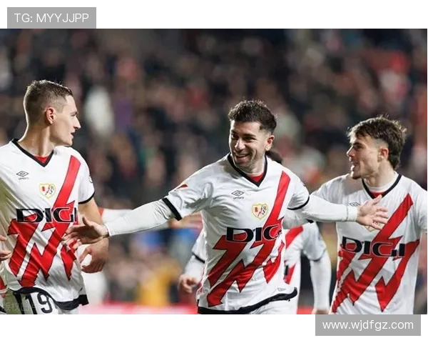 巴列卡诺俱乐部百年激情与马德里平民足球精神传承发展的故事与未来