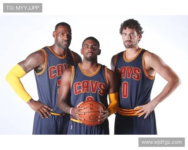 湖人队新赛季阵容大变动 詹姆斯与浓眉双核领导力成关键